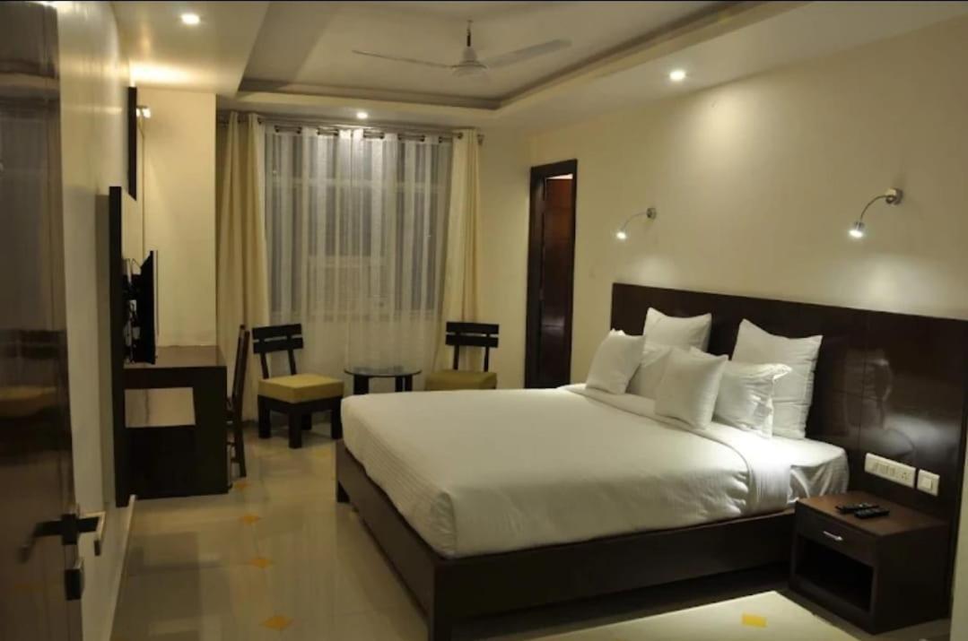 Jaipur B&B Hotel Экстерьер фото